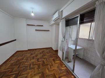 Departamento de 2 ambientes, Almagro · Alquiler 2 Amb. Sobre Av 35 m² C/balcon