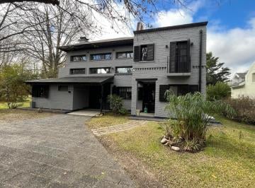 Casa de 5 ambientes, Ezeiza · Casa Venta Dueño Directo - 5 Amb - en El Ombu, Ezeiza
