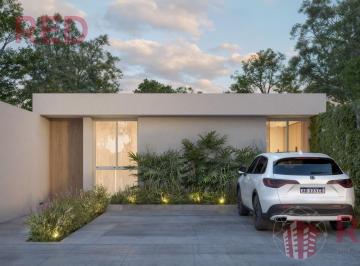 Casa · 130m² · 4 Ambientes · 2 Cocheras · Vende Casa en Pozo 2 Dorm. en Barrio Cardenales - Neuquén