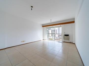 Departamento · 67m² · 4 Ambientes · Departamento 2 Dorm., Cocina Separada, Balcon, Centro