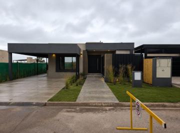 Casa de 6 ambientes, Maipú · Casa a Estrenar en Alba de Tanquay Maipu
