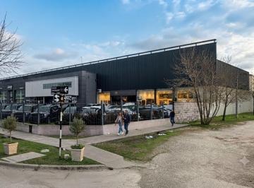 Local comercial · 4047m² · Venta. Depósito/galpón. Av Champagnat