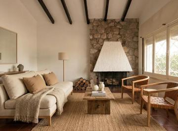 Casa de 8 ambientes, Villa Carlos Paz · Casa en Venta Carlos Paz. Terreno de 900 m². Escritura