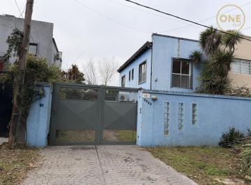 Casa · 112m² · 4 Ambientes · 2 Cocheras · Casa en La Plata