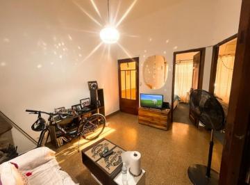 PH · 77m² · 4 Ambientes · Venta PH. 4 Ambientes. Sin Expensas, Patio.