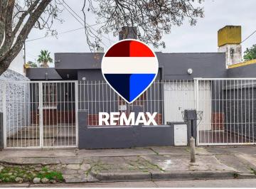 Casa · 57m² · 5 Ambientes · 1 Cochera · Casa en Venta en Parque Belgrano 3 Dorm.