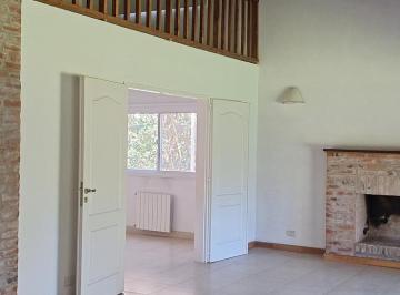 Casa · 170m² · 5 Ambientes · 1 Cochera · Barrio Privado Bermudas - Casa en Venta - en Planta Baja - Lni 897