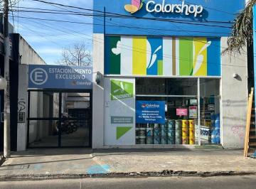 Local comercial · 200m² · 2 Cocheras · Local en Castelar Sobre Av Santa Rosa