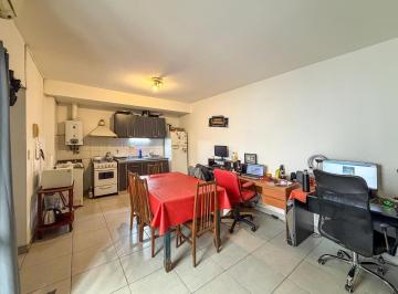 Departamento · 37m² · 3 Ambientes · Departamento de 1 Dormitorio de Pasillo con Terraza Exclusiva en El Centro