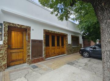 Departamento · 48m² · 2 Ambientes · PH 2 Ambientes Alquiler en Gonzalez Balcarce 3366 (Remedios de Escalada)
