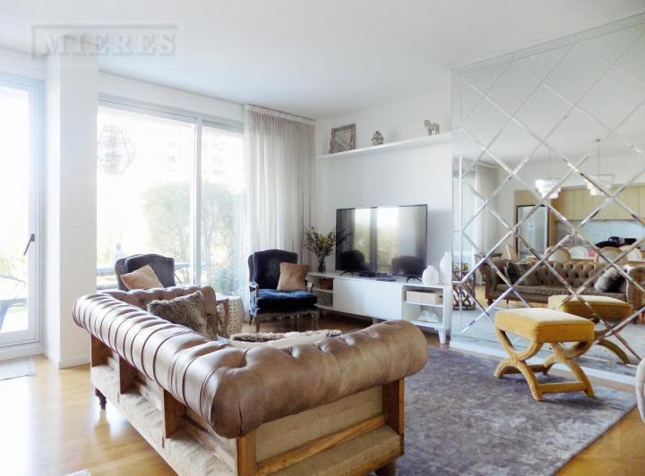 Departamento · 123m² · 4 Ambientes · 1 Cochera