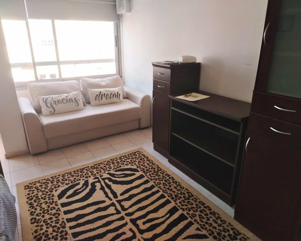 Moderno monoambiente en venta muy luminoso - Centro