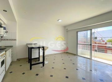 Departamento · 36m² · 2 Ambientes · Venta de Departamento 2 Ambientes en Ramos Mejia Al Frente con Balcón Apto Crédito