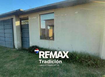 Casa · 40m² · 3 Ambientes · 1 Cochera · Casa en Venta 2 Dorm - Av Marconi - Fontana