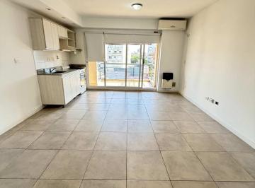 Departamento · 30m² · 1 Ambiente · Mono Exc. Ubi Super Luminoso con Balcon Al Frente