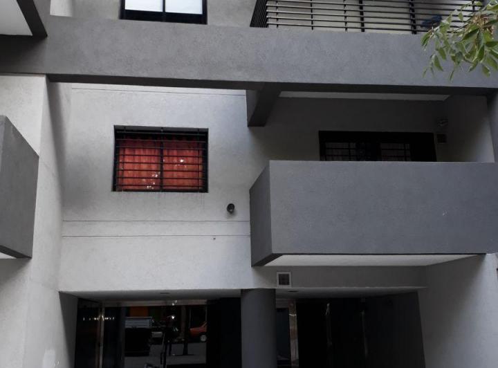 Departamento 3 Ambientes con Cochera en Paternal