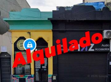 Local comercial , Parque Chacabuco · Gran Local Comercial a La Via Pública. Ubicación Estrategica! Zona Comercial! a m Av Asamblea
