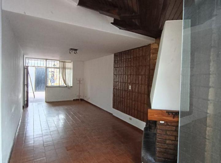 Casa · 120m² · 4 Ambientes · 1 Cochera