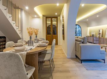 Casa · 223m² · 7 Ambientes · Venta - Casa de 3 Dorm. en Nuestra Señora de Lourdes, Rosario.