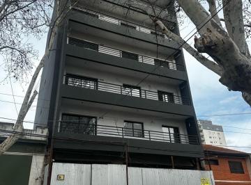 Departamento · 152m² · 4 Ambientes · 1 Cochera · Departamento en San Martin 3 Ambientes Semipiso con Balcon