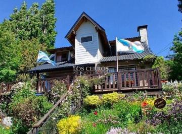 Casa · 170m² · 5 Ambientes · 2 Cocheras · Oportunidad! Casa en Rancho Grande con Increible Vista Al Nahuel Huapi
