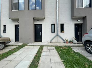 Casa · 60m² · 3 Ambientes · 1 Cochera · Dúplex en Alquiler 3 Ambientes con Cochera