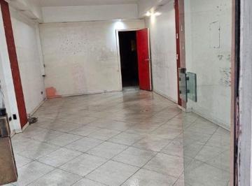 Local comercial de 3 ambientes, Vicente López · Local Comercial Sobre Av Maipú 373.