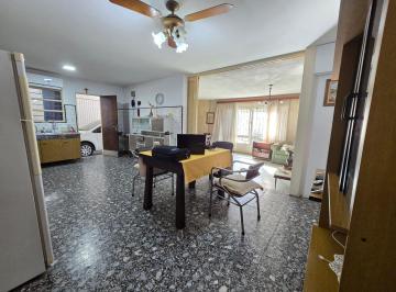 Casa · 138m² · 6 Ambientes · 1 Cochera · Venta Casa 2 Dorm. Villa Centenario Cordoba