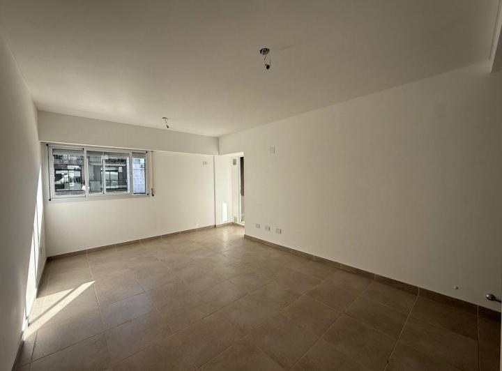 Departamento · 80m² · 4 Ambientes