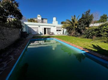 Casa · 80m² · 3 Ambientes · 2 Cocheras · Casa - San Isidro