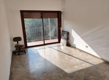 Departamento de 3 ambientes, Flores · Venta - Flores - 3 Ambientes - Zona Comercial