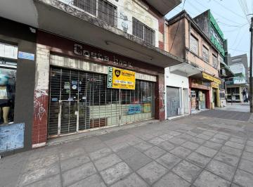 Local comercial · 240m² · Local en Alquiler
