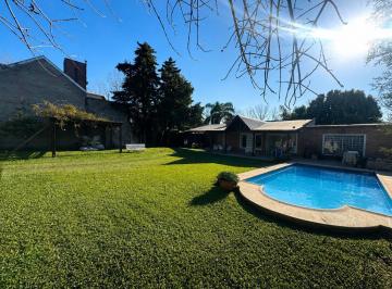 Casa · 80m² · 1 Dormitorio · 2 Cocheras · Venta - Casa en Ricardone