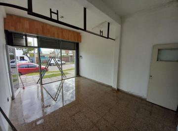 Local comercial · 25m² · 1 Ambiente · Alquiler Local Chico Talcahuano y Puan