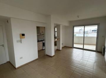 Departamento de 3 ambientes, Cipolletti · Departamento de 2 Dorm. en Alquiler en Pionero 2 con Cochera Cubierta Centro de Cipolletti