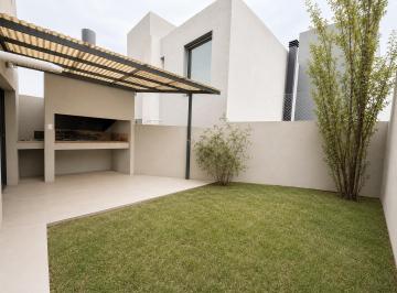 PH · 165m² · 4 Ambientes · 2 Cocheras · Duplex en Alquiler Altos de Manantiales 3 Dorm.