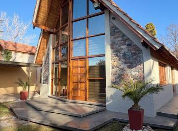 Casa de 8 ambientes, Luján de Cuyo · Casa en Venta | Parque Drummond – 3 Dorm. + Escritorio | Barrio Semiprivado