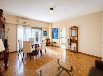 Departamento · 70m² · 5 Ambientes · Departamento Venta 5 Ambientes con Patio en Colegiales