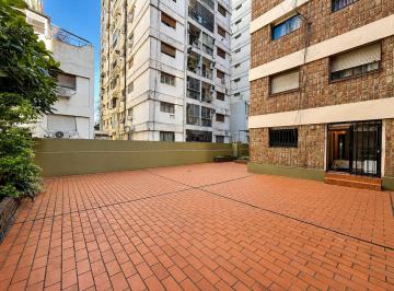 Departamento · 70m² · 5 Ambientes · Departamento Venta 5 Ambientes con Patio en Colegiales
