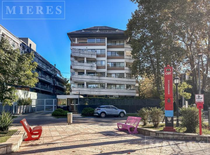 Departamento · 114m² · 4 Ambientes · 1 Cochera