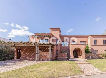 VCO-VCO-1439_2 · Casa en Venta El Casco de Leloir