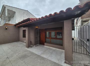 Casa · 85m² · 3 Ambientes · 1 Cochera · Casa en Remedios de Escalada