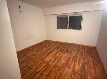 Departamento · 70m² · 3 Ambientes · Departamento - del Viso