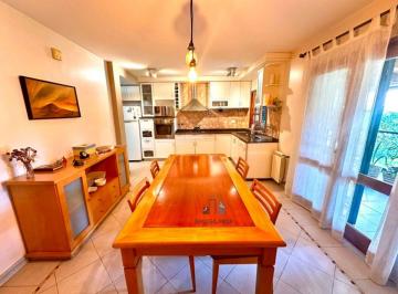 Casa de 9 ambientes, Córdoba · Casa en Venta de 4 Dorm. | Urca