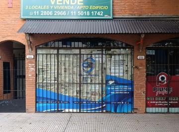 Edificio de 9 ambientes, San Isidro · Edificio Centro San Isidro 3 Locales y Vivienda