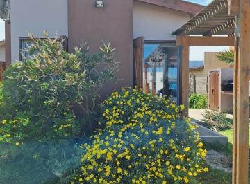 Casa · 210m² · 2 Ambientes · Casa en Venta - 1 Dormitorio 1 Baño - 525 m - Santa Clara del Mar