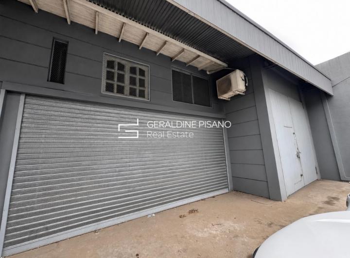 Local comercial · 21400m² · 1 Cochera