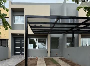 Casa · 160m² · 4 Ambientes · 1 Cochera · Duplex en Alquiler - Barrio Norte 2