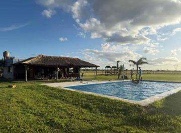 Quinta vacacional de 4 ambientes, Esteban Echeverría · Casa Quinta en Venta de 7000 m² Ubicado en Monte Grande