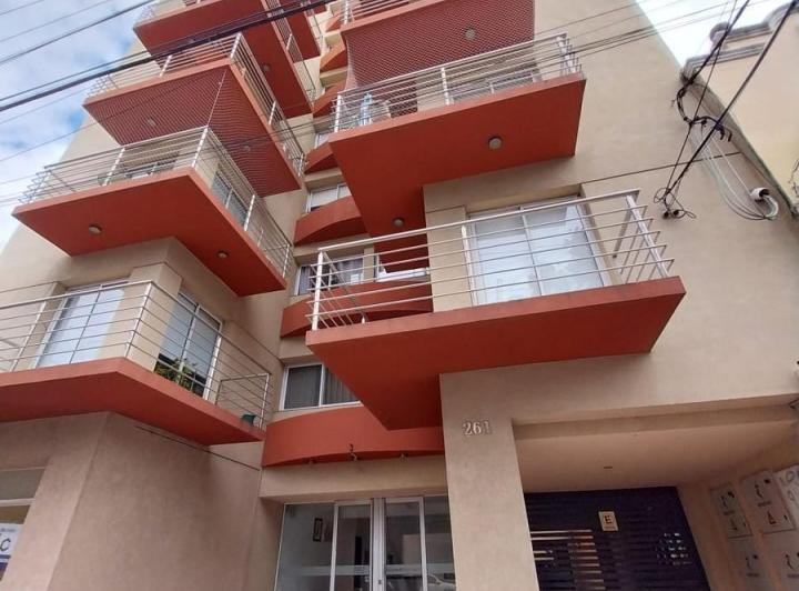 Departamento · 70m² · 4 Ambientes · 1 Cochera
